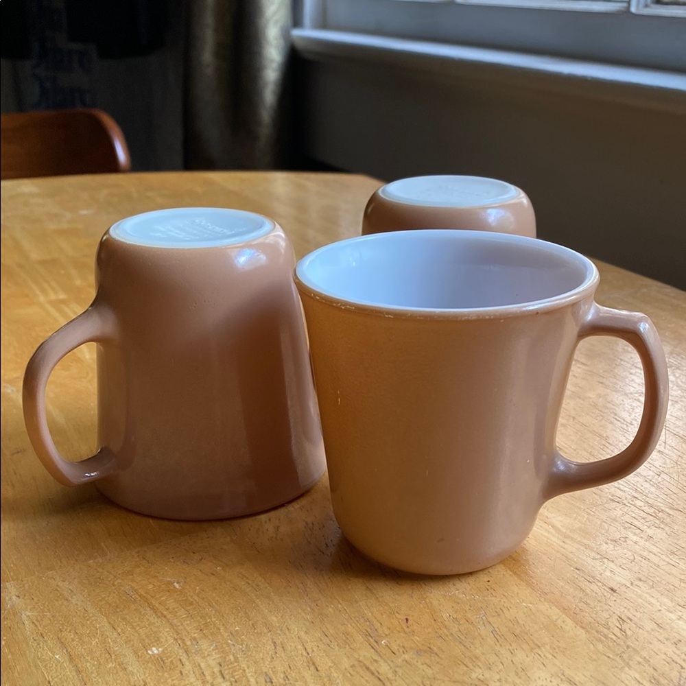 3 Corelle Corning Ware tan color Coffee Cups Mug pre-owned